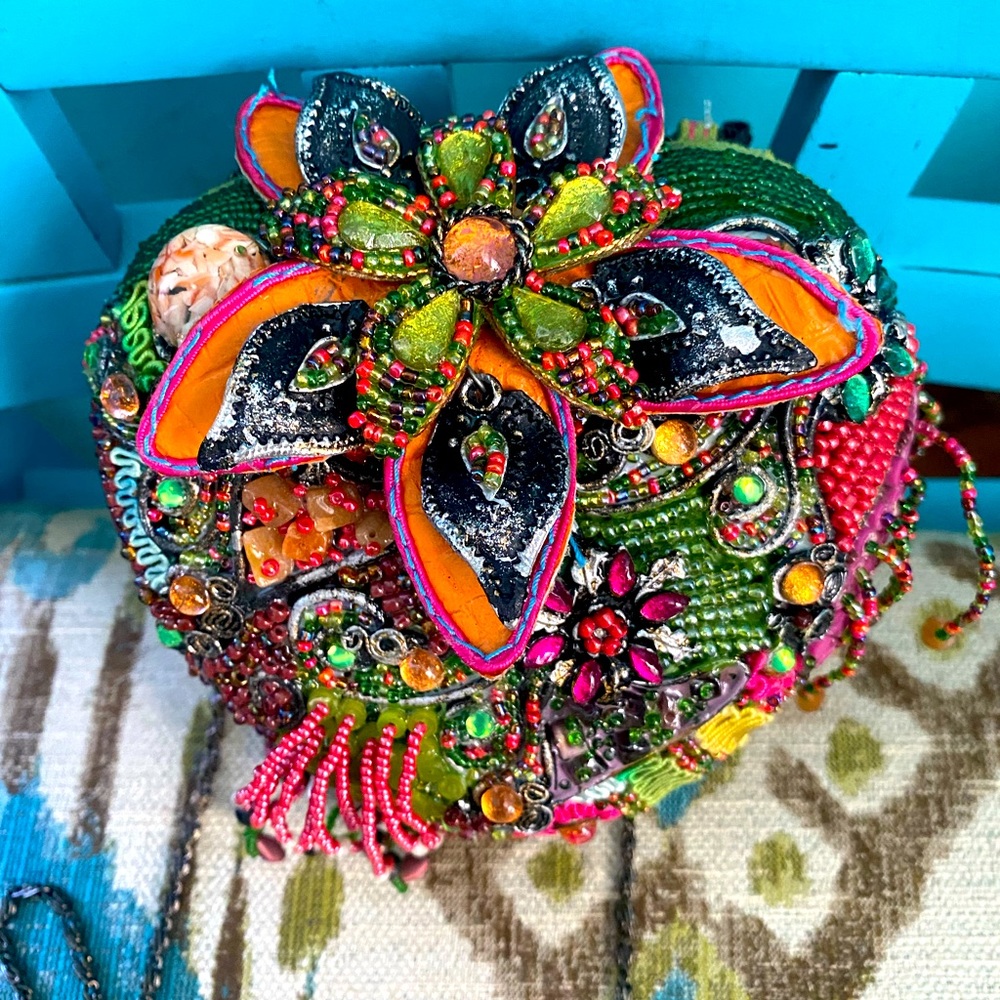 Beautiful Mary Frances clutch